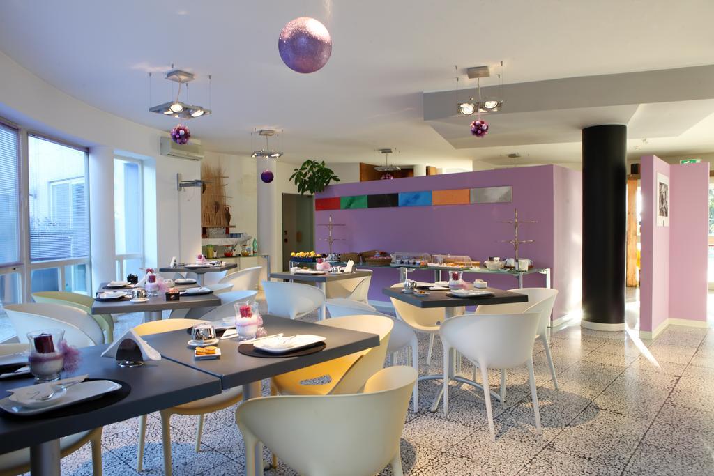 Hotel Zeffiro Sabaudia Luaran gambar